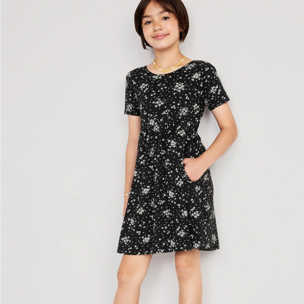 Girls size 10 black, ditzy floral Dress